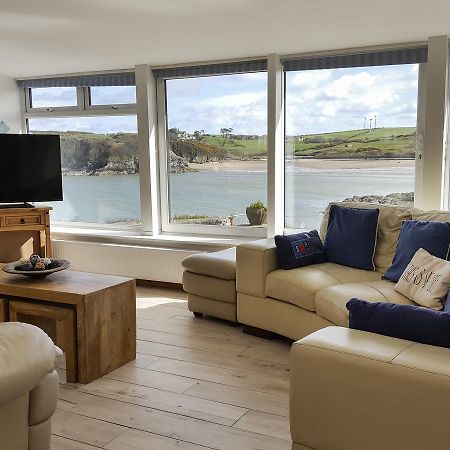 Angorfa Villa Cemaes Bay Buitenkant foto