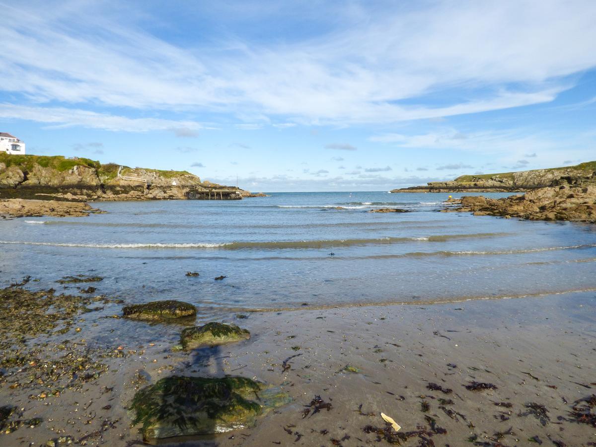 Angorfa Villa Cemaes Bay Buitenkant foto
